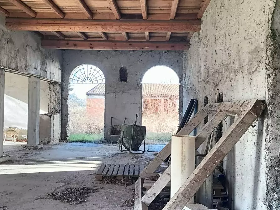 Immagine 61 di Palazzo in vendita  in via provanone 1873 a Crevalcore