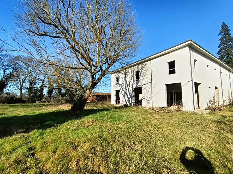 Immagine 64 di Palazzo in vendita  in via provanone 1873 a Crevalcore