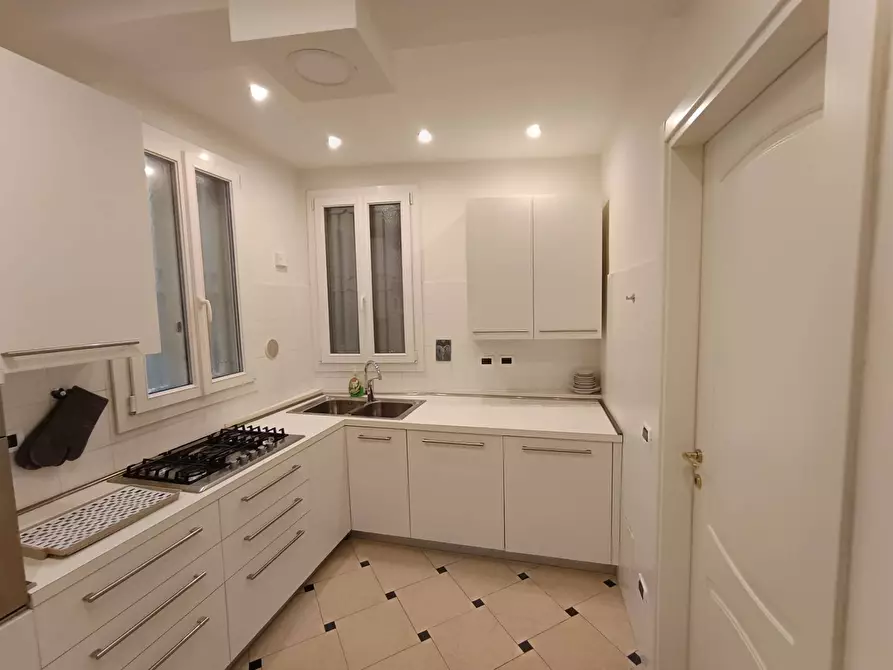 Immagine 6 di Appartamento in affitto  in Via Francesco Rismondo a Modena