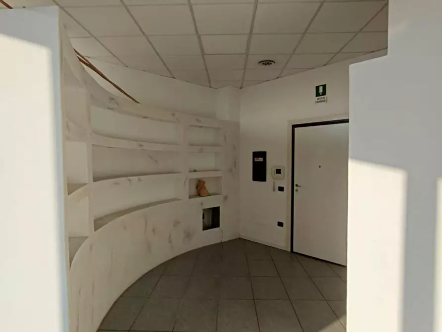 Immagine 10 di Locale commerciale in vendita  in VIA G. CAPILUPI 21, MODENA, MO Vendita Uffici  125.0 m² a Modena