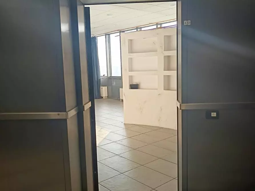 Immagine 14 di Locale commerciale in vendita  in VIA G. CAPILUPI 21, MODENA, MO Vendita Uffici  125.0 m² a Modena
