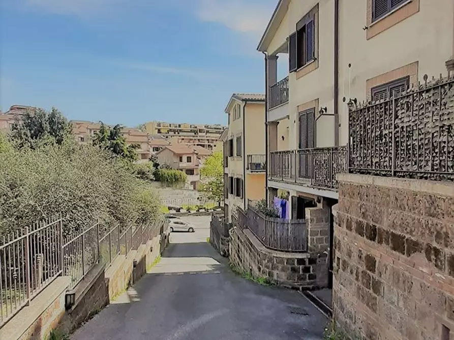 Immagine 2 di Appartamento in vendita  in meucci 2 a Rignano Flaminio