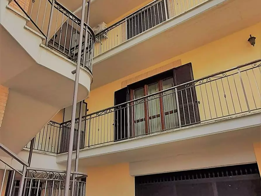 Immagine 4 di Appartamento in vendita  in meucci 2 a Rignano Flaminio