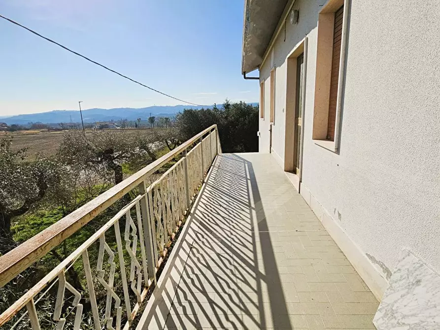 Immagine 4 di Villa in vendita  in Piccianello 14 a Brittoli