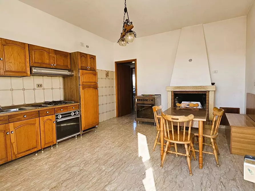 Immagine 6 di Villa in vendita  in Piccianello 14 a Brittoli