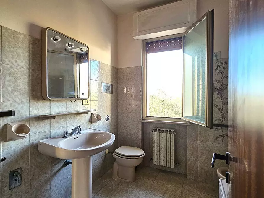 Immagine 23 di Villa in vendita  in Piccianello 14 a Brittoli