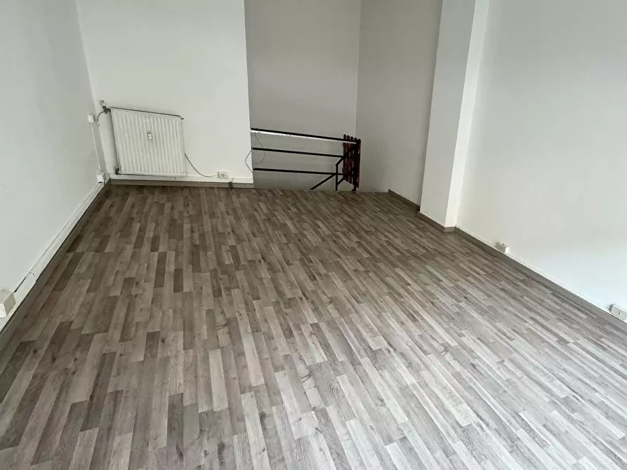 Immagine 3 di Locale commerciale in vendita  in Umberto I a Rignano Flaminio