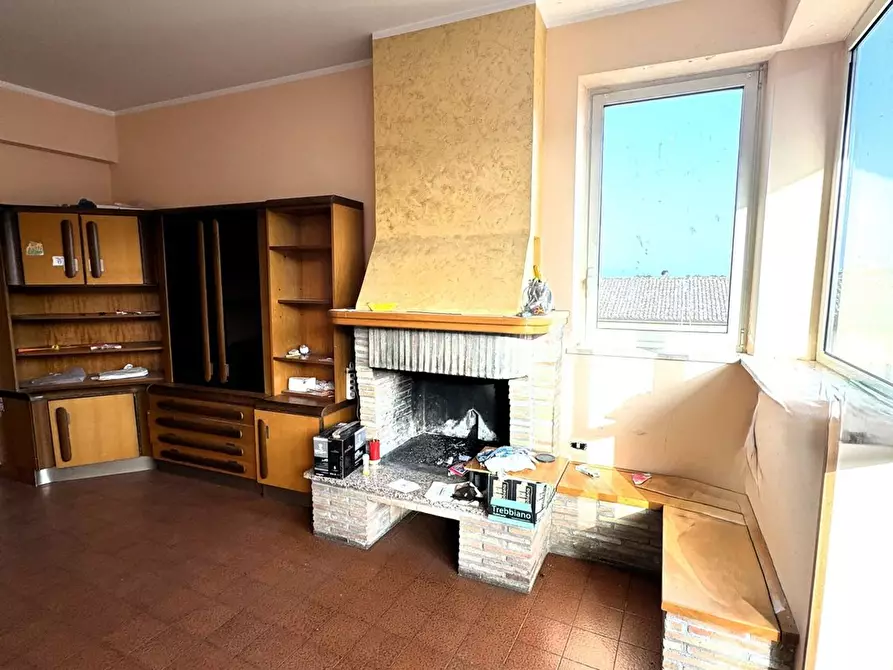 Immagine 2 di Appartamento in vendita  in dei Savelli a Rignano Flaminio