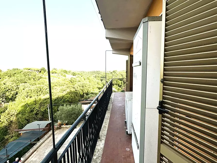Immagine 15 di Appartamento in vendita  in dei Savelli a Rignano Flaminio