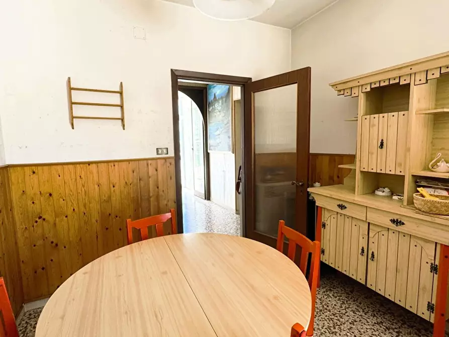 Immagine 11 di Appartamento in vendita  in Atri 5 a Sulmona