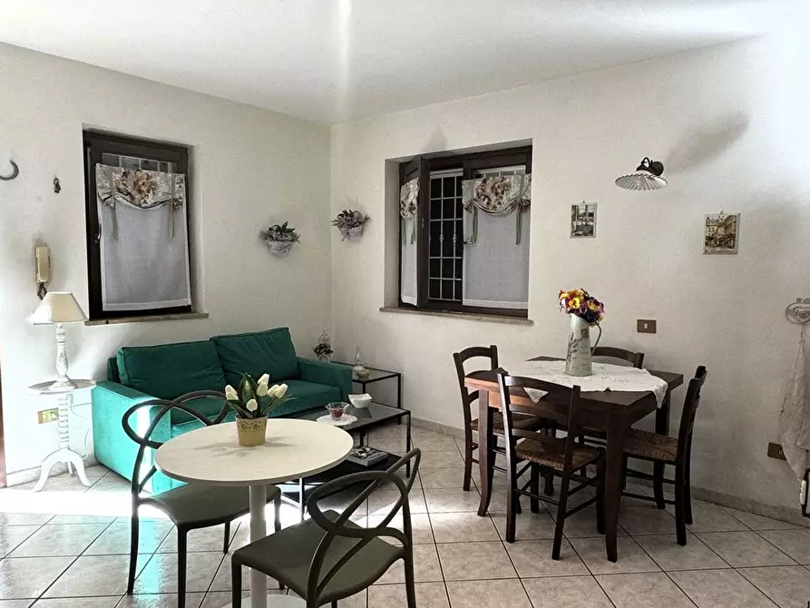 Immagine 3 di Appartamento in vendita  in Marco Polo 60 a Rignano Flaminio
