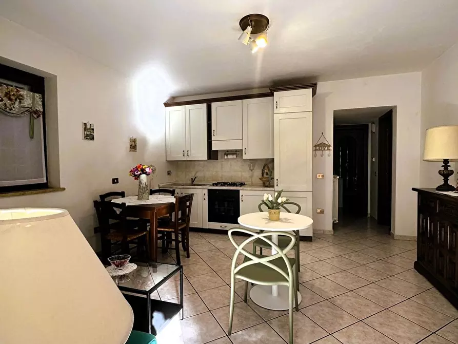 Immagine 5 di Appartamento in vendita  in Marco Polo 60 a Rignano Flaminio