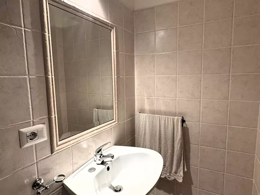 Immagine 19 di Appartamento in vendita  in Marco Polo 60 a Rignano Flaminio