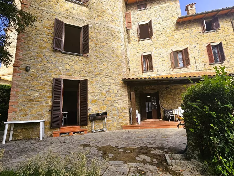 Immagine 15 di Casa indipendente in vendita  in Pietro Perugino a Perugia
