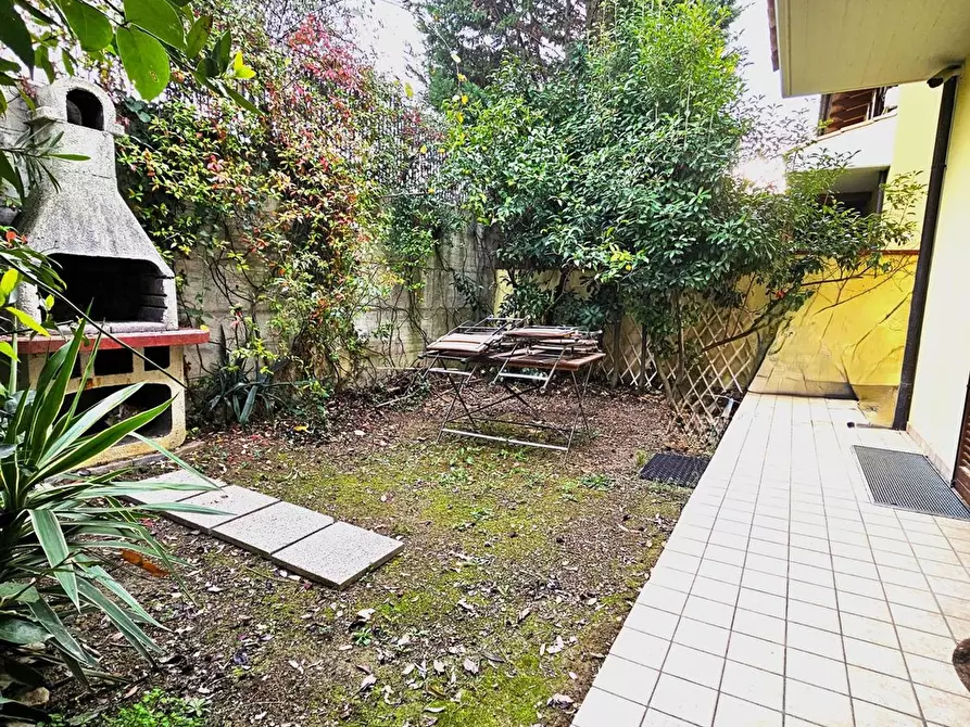 Immagine 8 di Casa semindipendente in vendita  in S. Carlo Borromeo 12 a Montesilvano