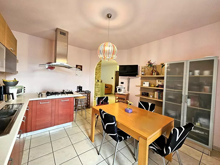 Immagine 20 di Casa semindipendente in vendita  in S. Carlo Borromeo 12 a Montesilvano