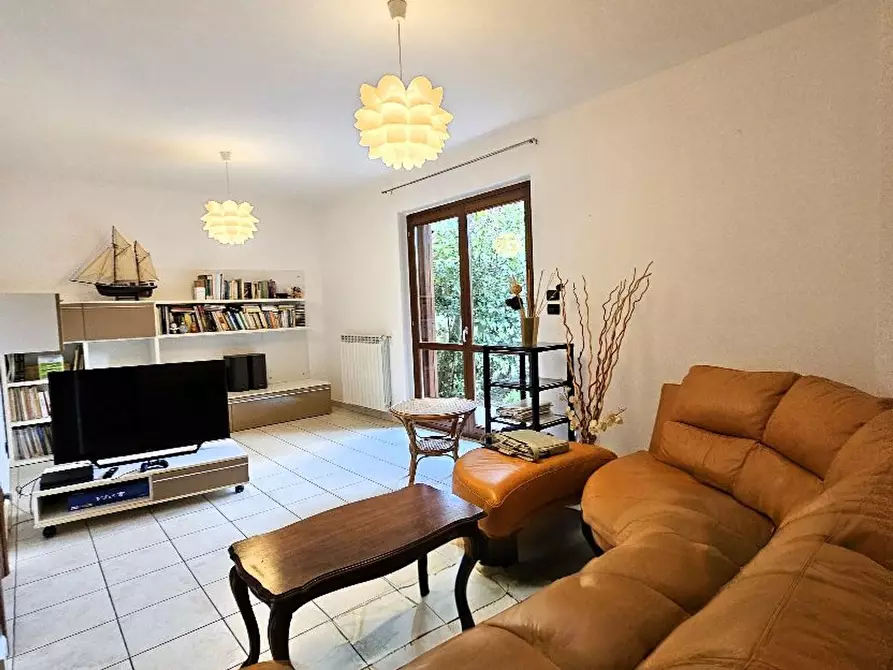 Immagine 26 di Casa semindipendente in vendita  in S. Carlo Borromeo 12 a Montesilvano