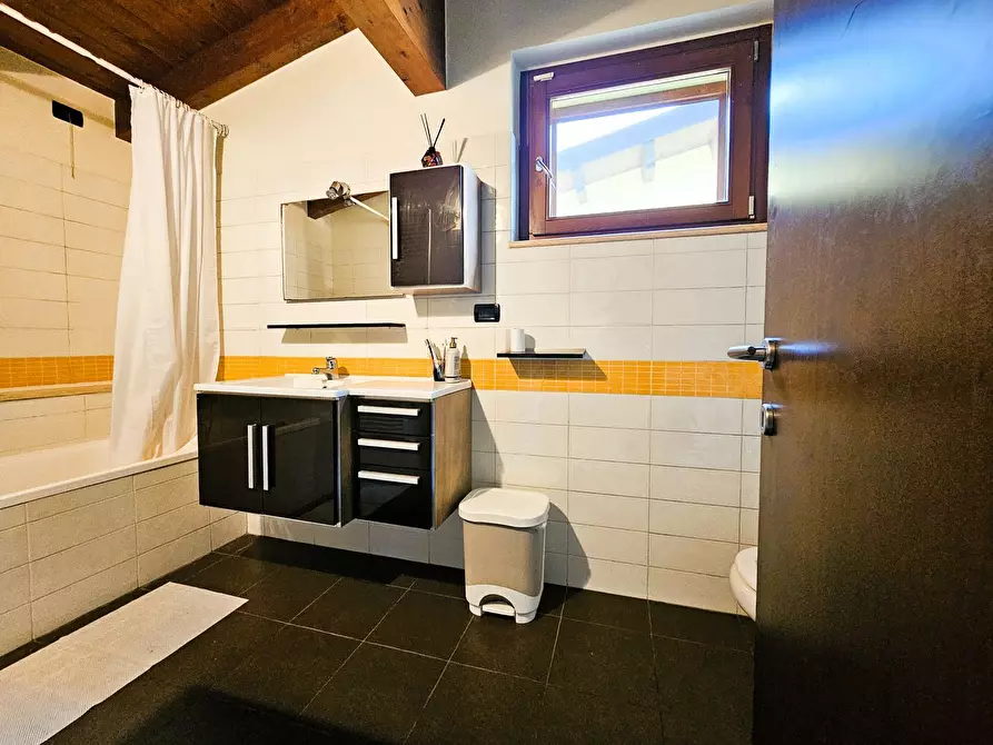 Immagine 35 di Casa semindipendente in vendita  in S. Carlo Borromeo 12 a Montesilvano