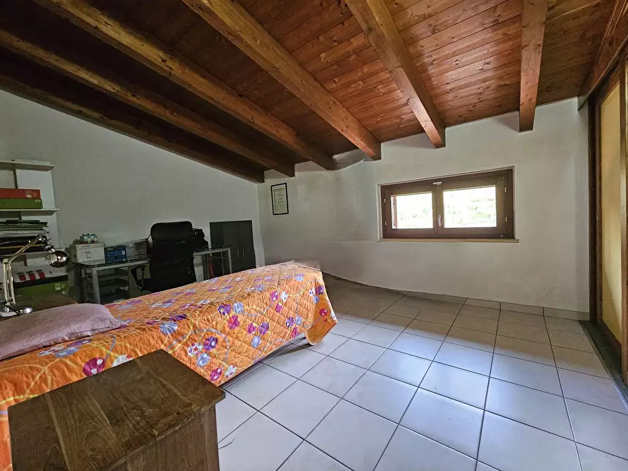 Immagine 40 di Casa semindipendente in vendita  in S. Carlo Borromeo 12 a Montesilvano