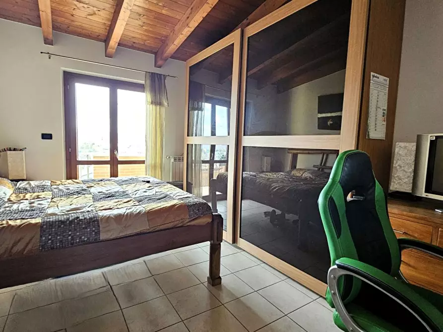 Immagine 45 di Casa semindipendente in vendita  in S. Carlo Borromeo 12 a Montesilvano