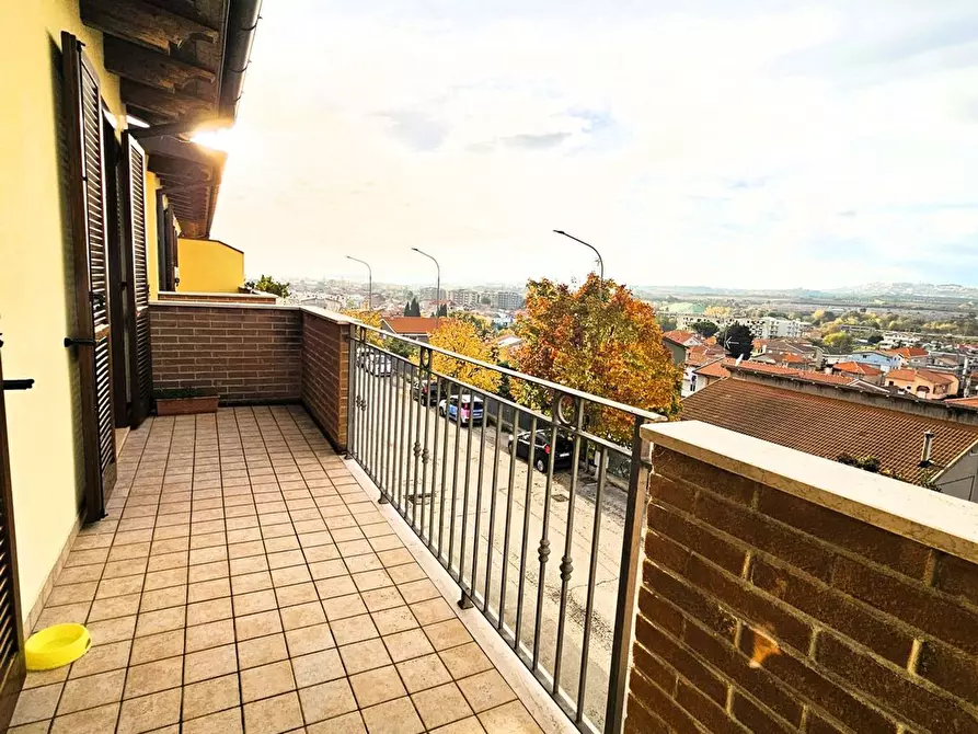 Immagine 48 di Casa semindipendente in vendita  in S. Carlo Borromeo 12 a Montesilvano