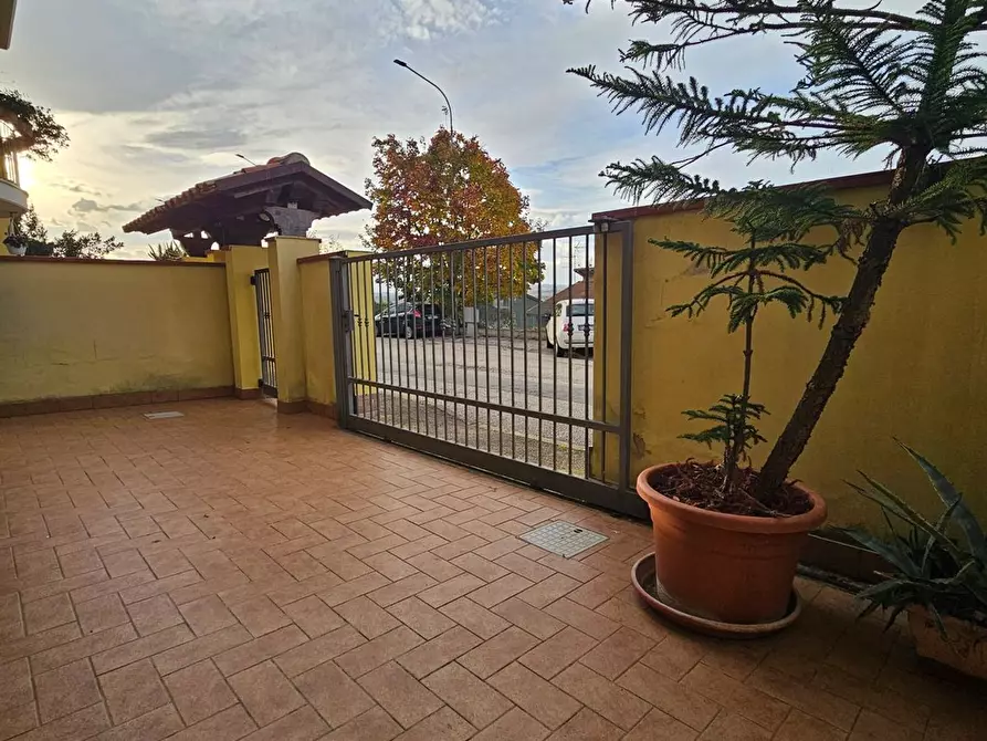 Immagine 62 di Casa semindipendente in vendita  in S. Carlo Borromeo 12 a Montesilvano