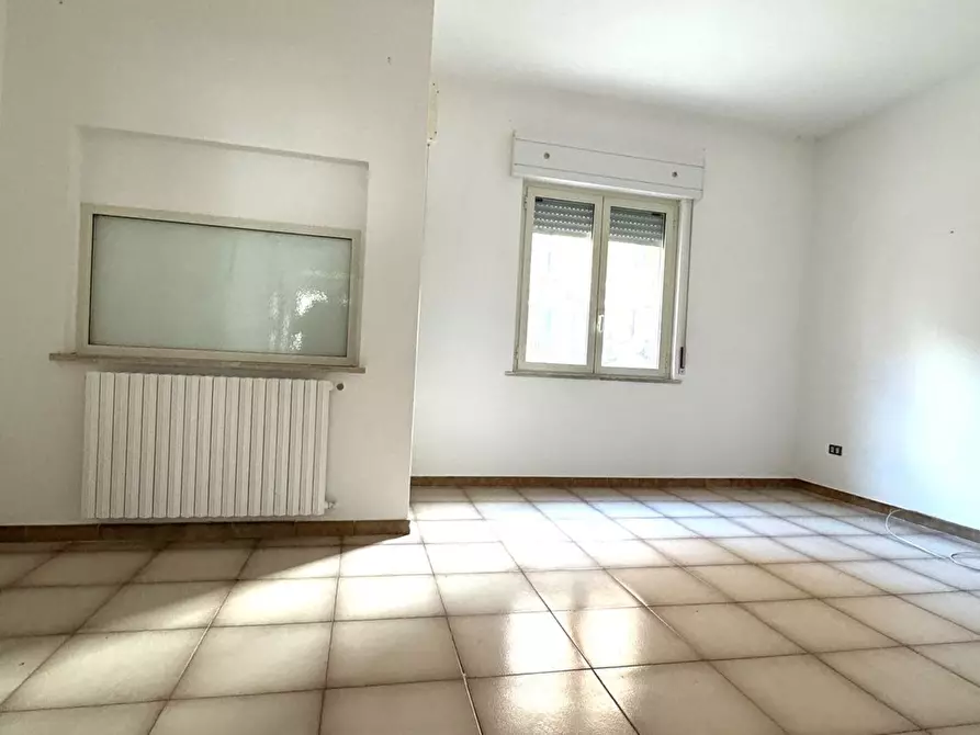 Immagine 6 di Appartamento in vendita  in Verdi 12 a Bussi Sul Tirino