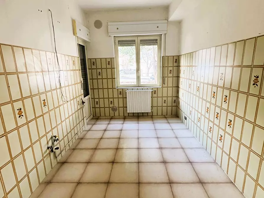 Immagine 8 di Appartamento in vendita  in Verdi 12 a Bussi Sul Tirino