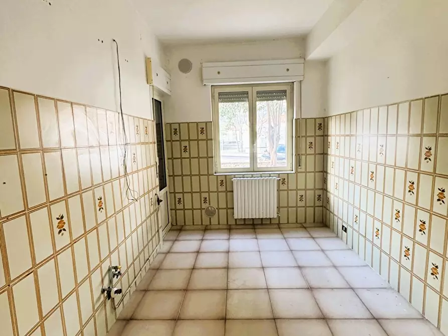 Immagine 9 di Appartamento in vendita  in Verdi 12 a Bussi Sul Tirino