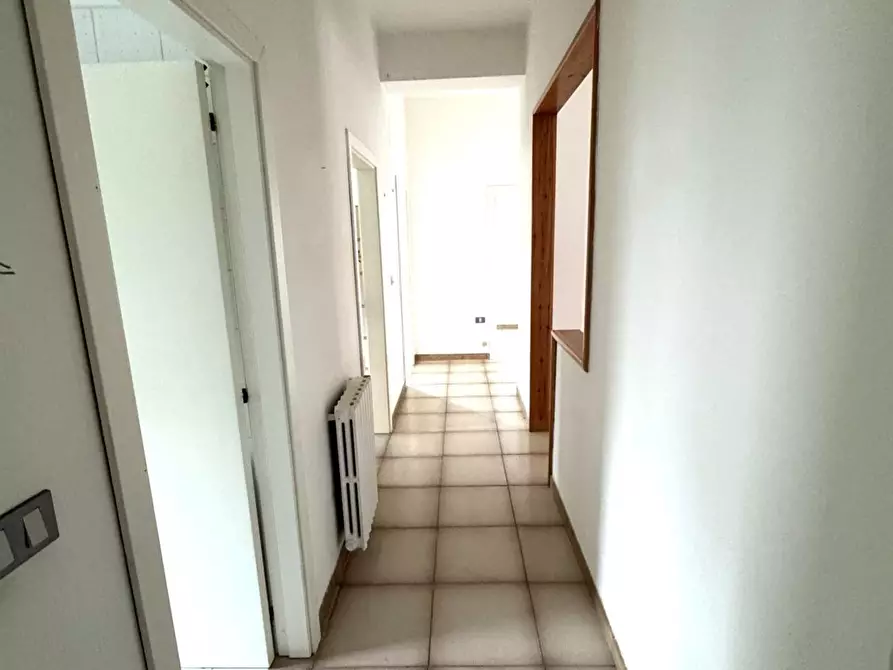 Immagine 19 di Appartamento in vendita  in Verdi 12 a Bussi Sul Tirino