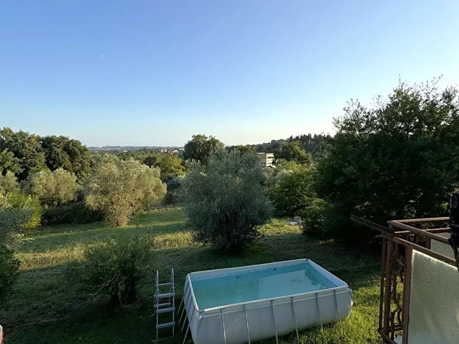 Immagine 16 di Casa semindipendente in vendita  in di Vallerano a Rignano Flaminio