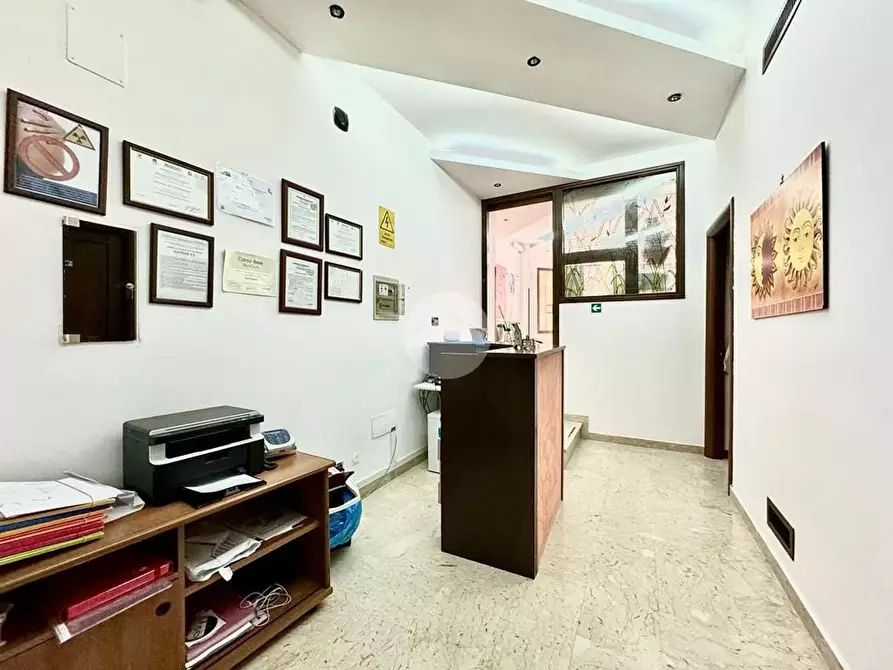 Immagine 7 di Ufficio in vendita  in Papa Giovanni XIII 46 a Balestrate