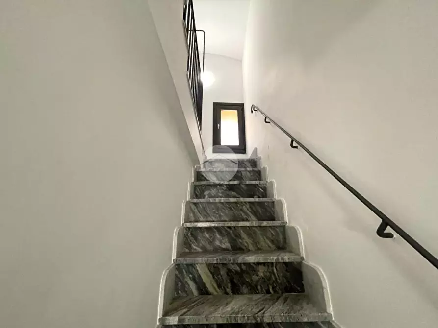 Immagine 8 di Palazzo in vendita  a Palermo