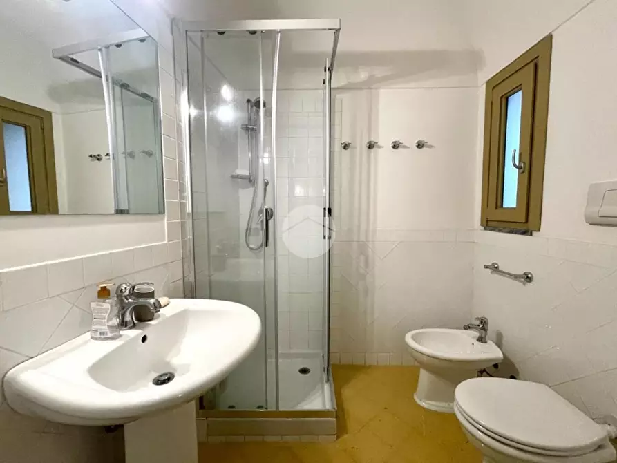 Immagine 9 di Palazzo in vendita  a Palermo