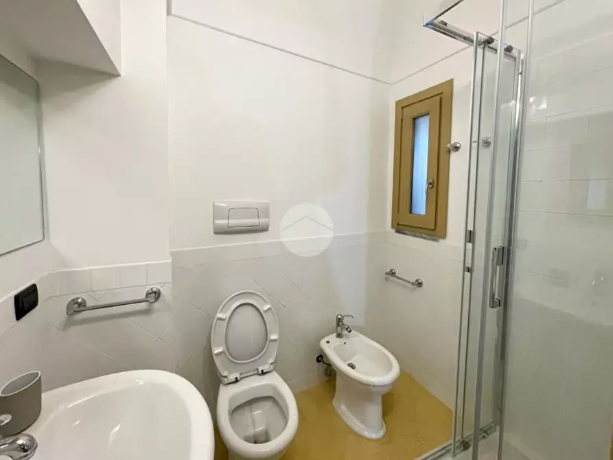 Immagine 18 di Palazzo in vendita  a Palermo