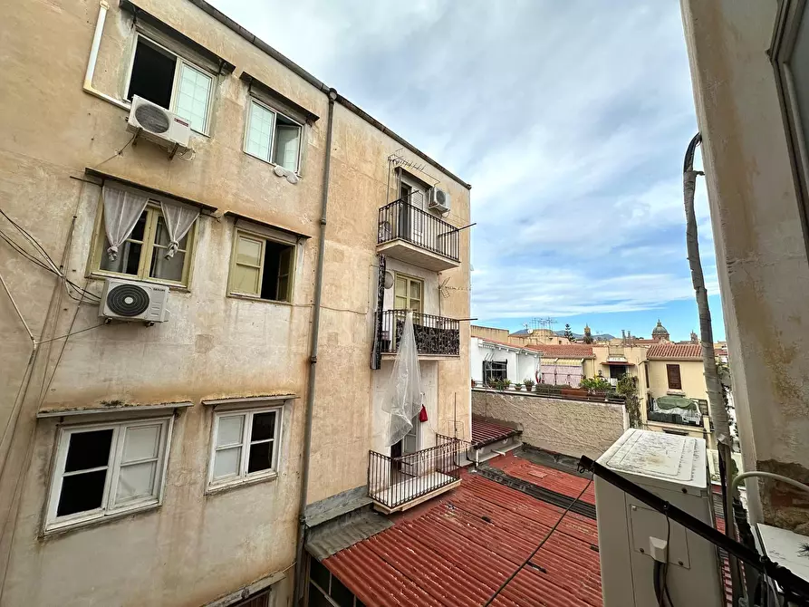 Immagine 5 di Appartamento in vendita  in via Albegheria 61 a Palermo