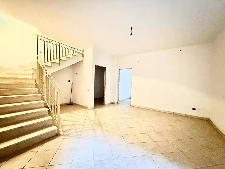 Immagine 9 di Casa semindipendente in vendita  in Via Magellano 104 a Carini