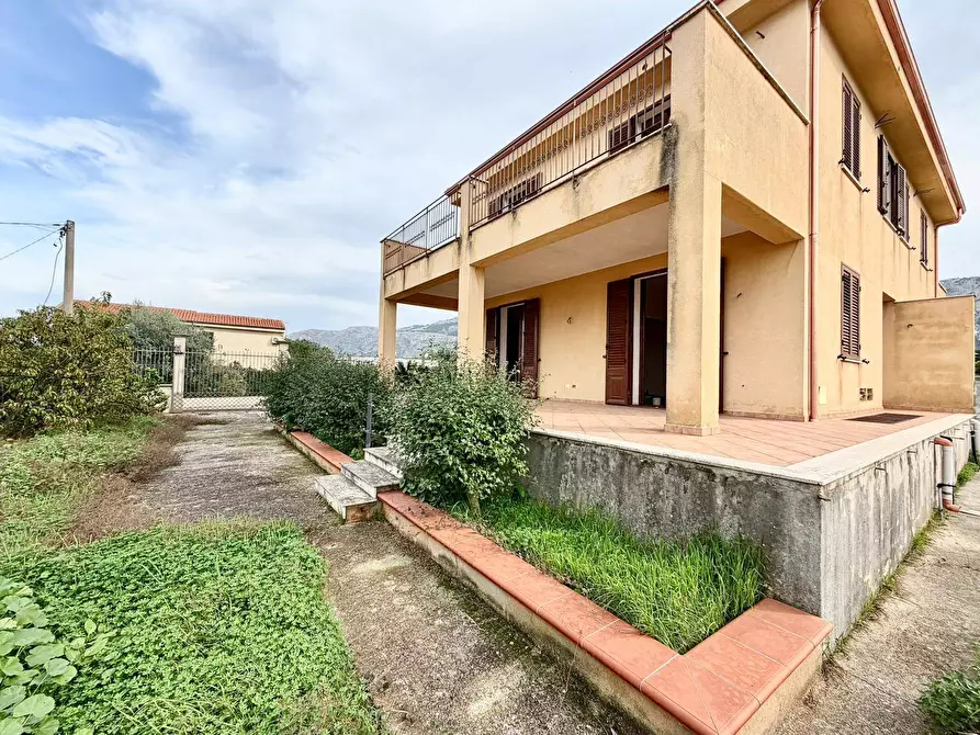 Immagine 5 di Casa semindipendente in vendita  in Via Magellano 104 a Carini