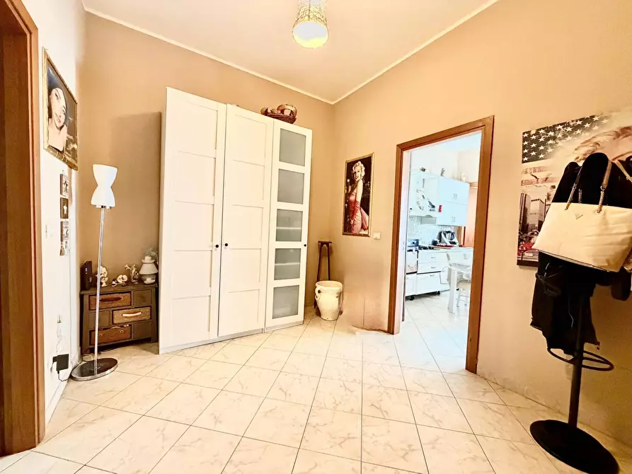 Immagine 4 di Appartamento in vendita  in Via Re Tancredi 28 a Palermo