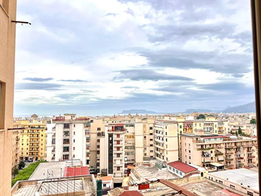 Immagine 12 di Appartamento in vendita  in via falco di benevento 2 a Palermo