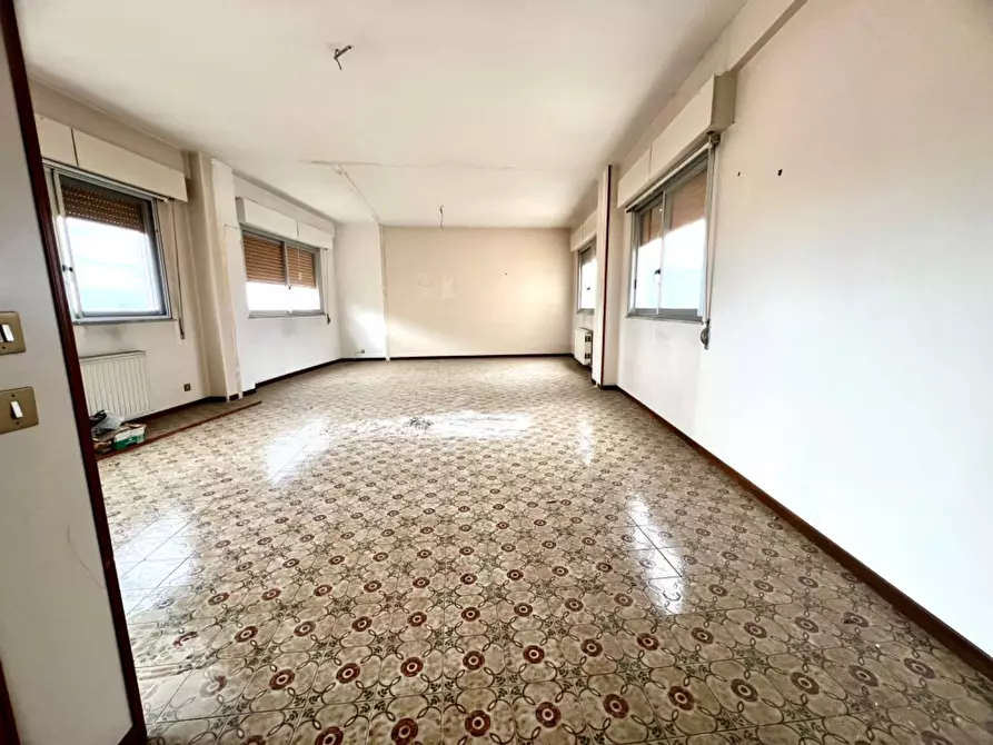 Immagine 16 di Appartamento in vendita  in via falco di benevento 2 a Palermo