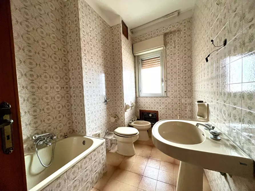 Immagine 21 di Appartamento in vendita  in via falco di benevento 2 a Palermo