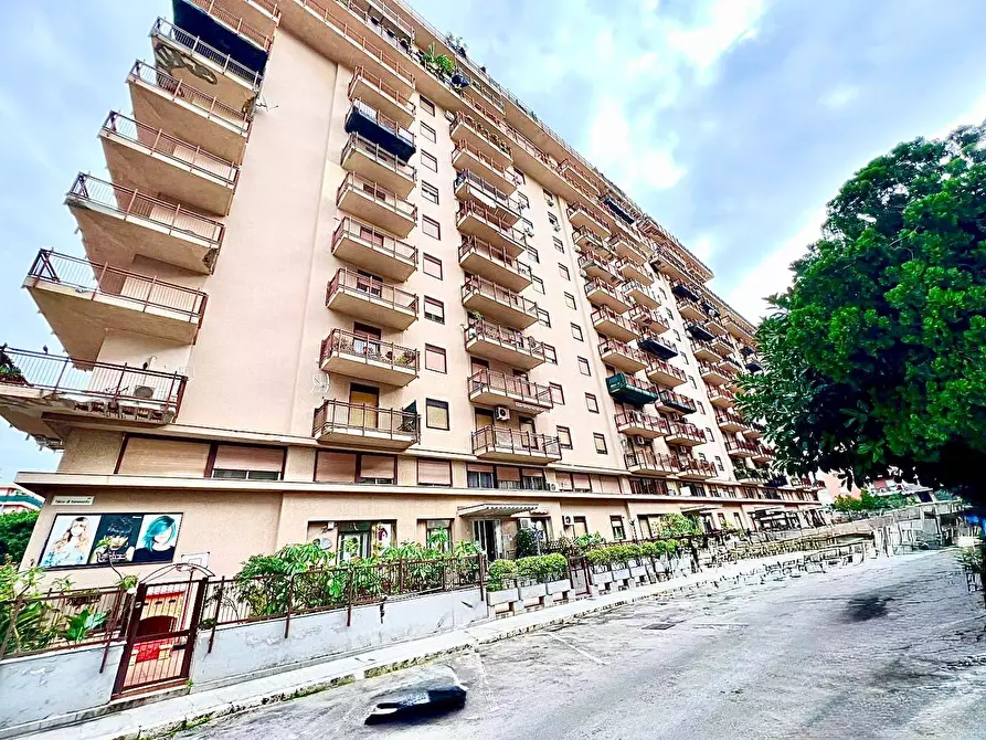 Immagine 24 di Appartamento in vendita  in via falco di benevento 2 a Palermo
