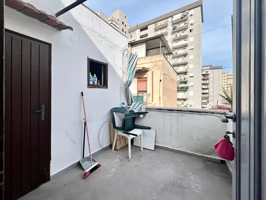 Immagine 9 di Appartamento in vendita  in Corso dei Mille 962 a Palermo