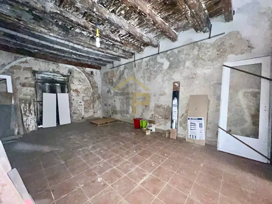 Immagine 9 di Magazzino in vendita  in Vicolo Mezzojuso 12 a Palermo