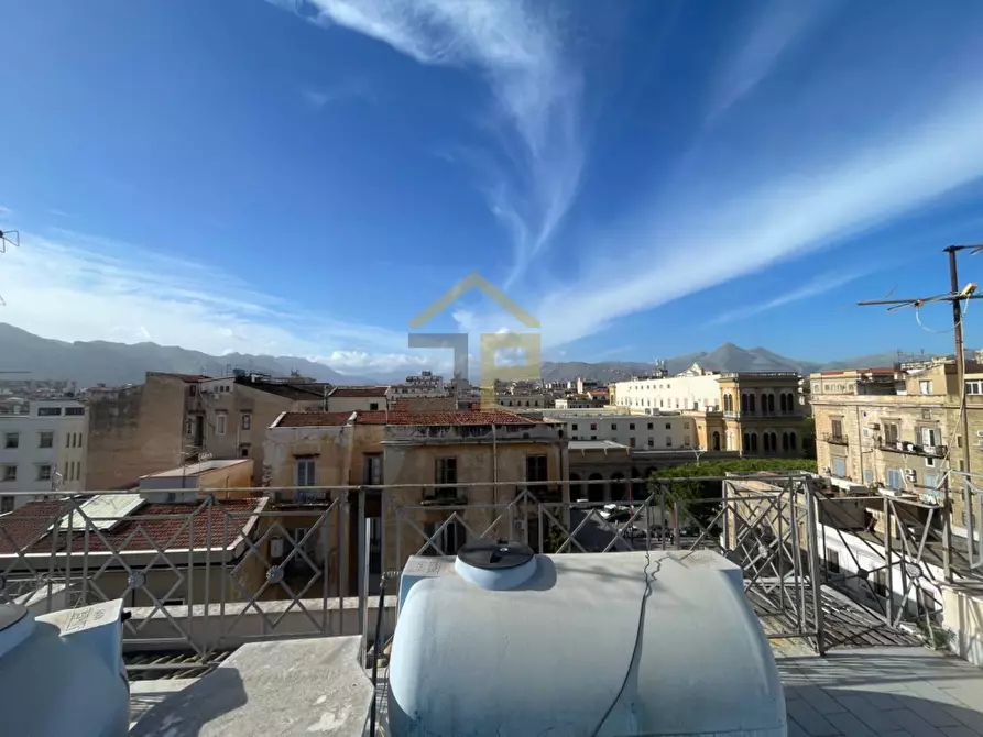 Immagine 9 di Appartamento in vendita  in Via Rosario Gregorio 36 a Palermo