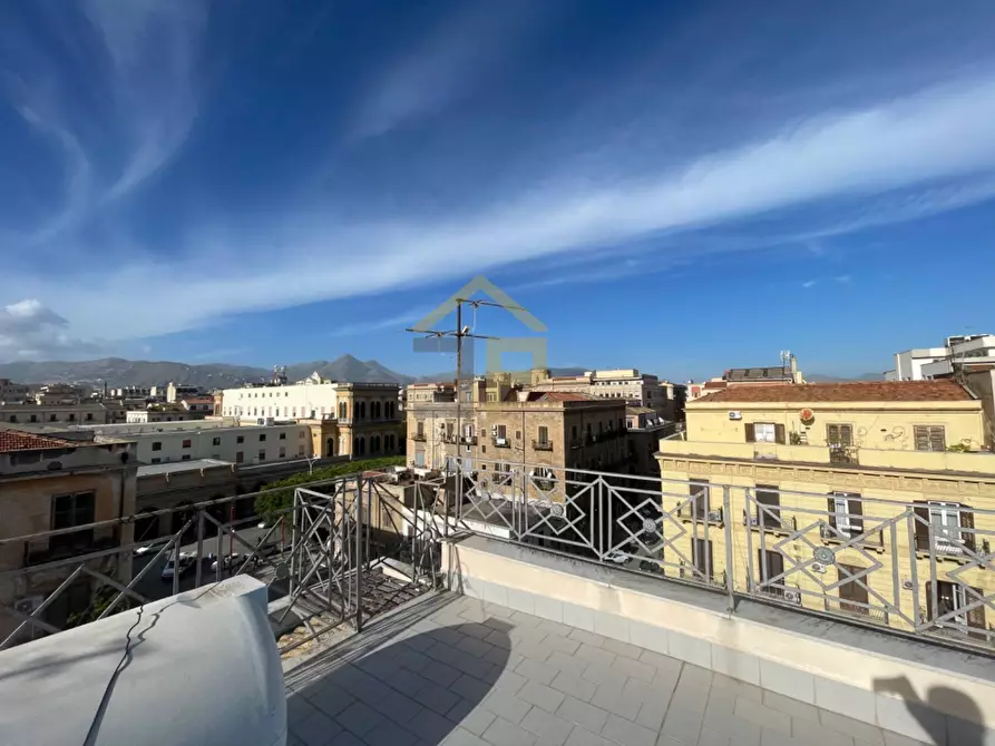 Immagine 18 di Appartamento in vendita  in Via Rosario Gregorio 36 a Palermo