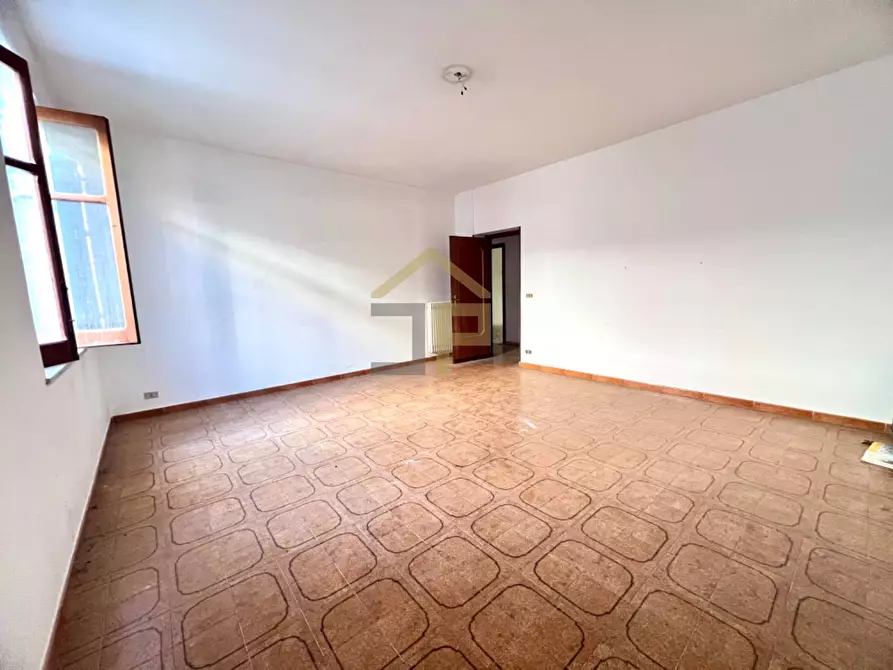 Immagine 5 di Appartamento in vendita  in VIA EMERICO LUNA 2 a Palermo