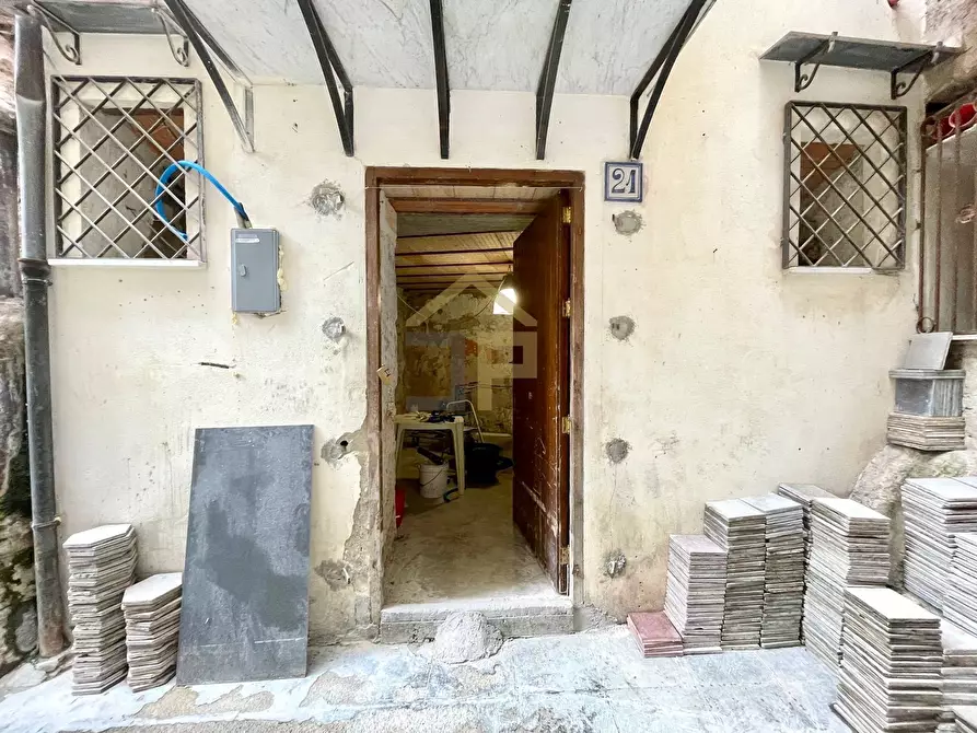 Immagine 4 di Magazzino in vendita  in VIcolo tarzana 3 a Palermo