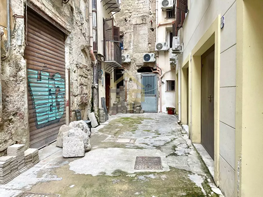 Immagine 6 di Magazzino in vendita  in VIcolo tarzana 3 a Palermo
